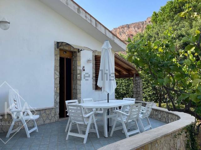 Casa in vendita a Castellammare Del Golfo, Sicilia