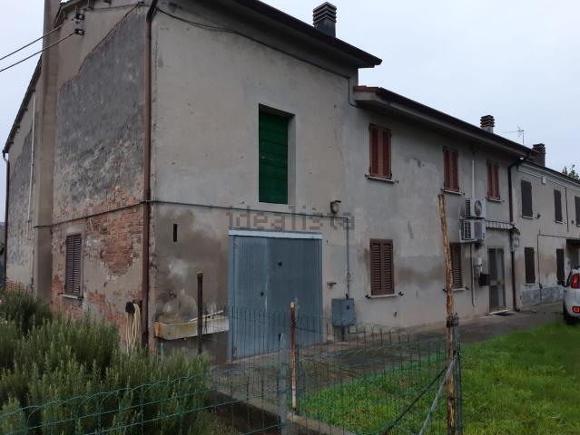 Casa in vendita a Borgocarbonara, Borgofranco Sul Po