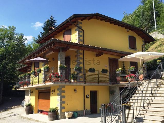 Casa in vendita a Castello, Riolunato