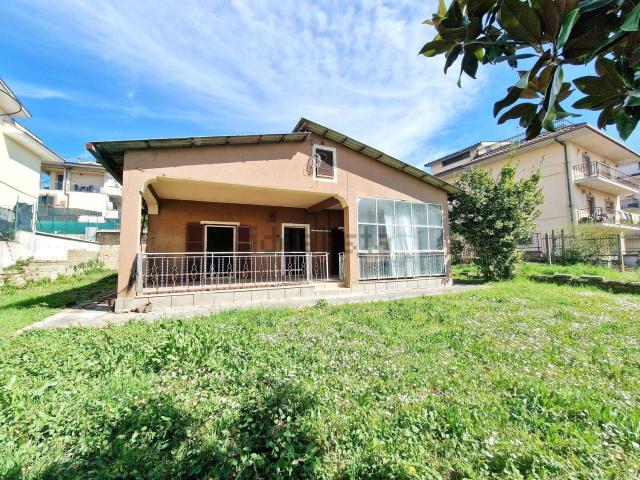 Casa in vendita a Roma Capitale, Lazio