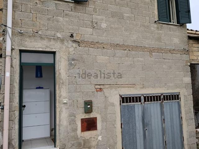 Casa in vendita a Milena, Sicilia