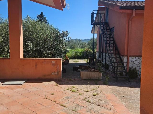 Casa in vendita a Caltanissetta, Sicilia