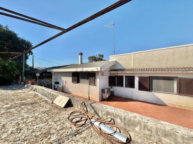Casa in vendita a Puglia, Bari
