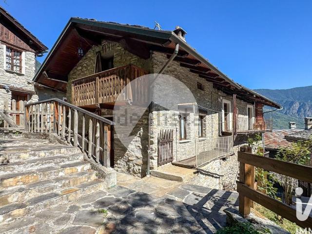 Casa in vendita a Montet, Morgex