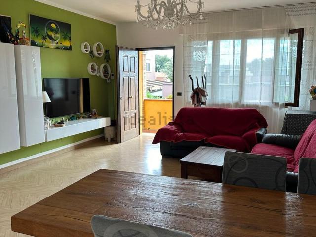 Casa in vendita a Montemazzano, Piombino