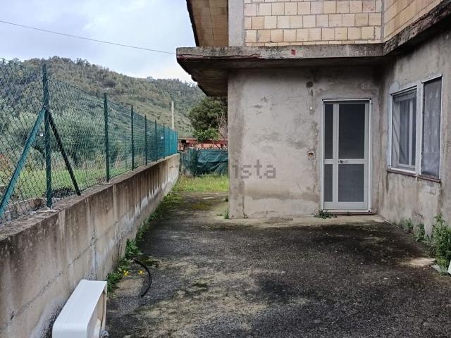Casa in vendita a Calabria, Catanzaro