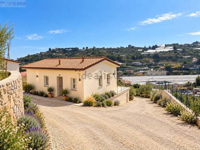 Casa in vendita a Bussana, Sanremo