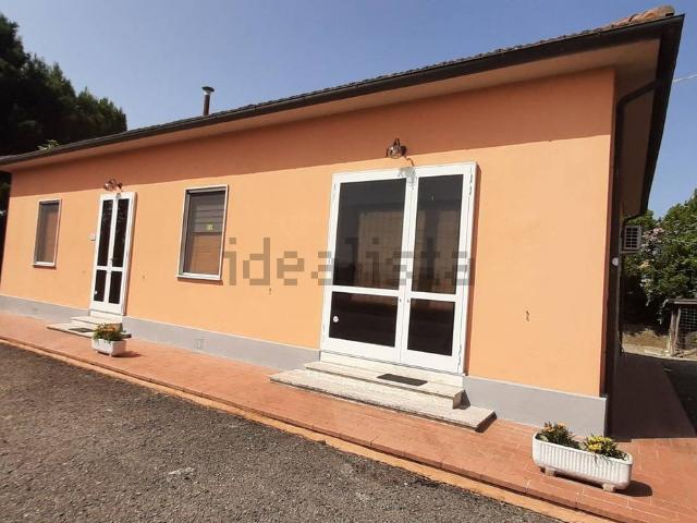 Casa in vendita a Rosignano Marittimo, Toscana
