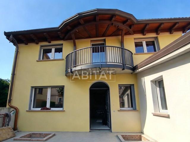 Casa in vendita a Villaggio Catellani, Reggio Emilia