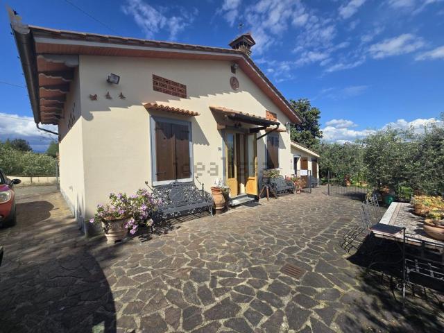 Casa in vendita a Serravalle Pistoiese, Baco