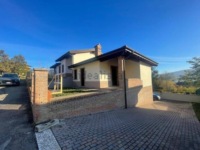 Casa in vendita a Unione dei comuni del Frignano, Serramazzoni
