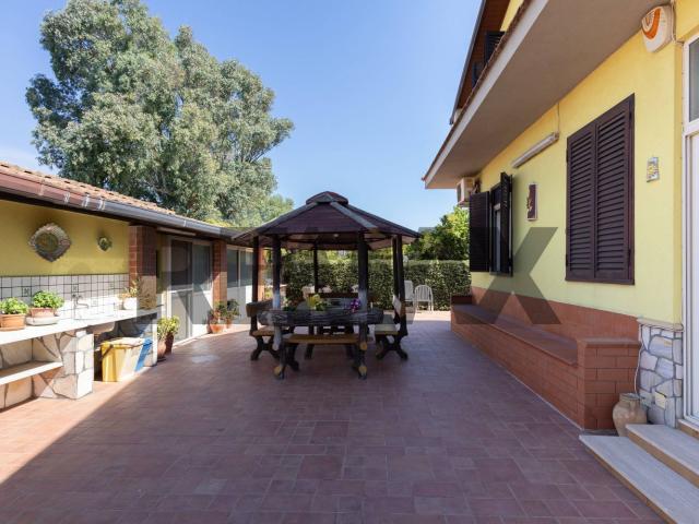 Casa in vendita a Vaccarizzo, Catania