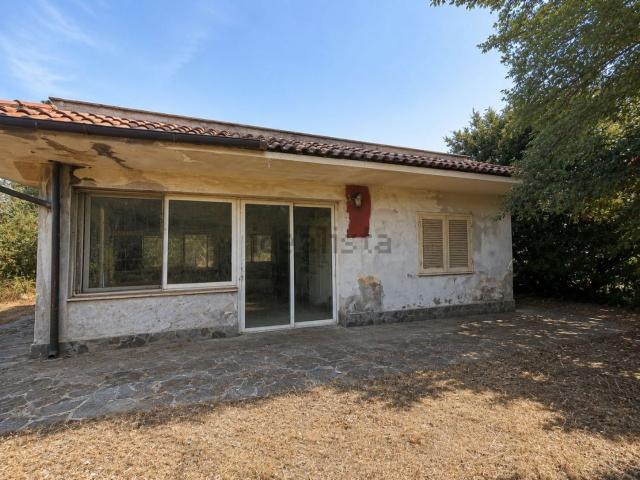 Casa in vendita a Colle di Mare, Aprilia