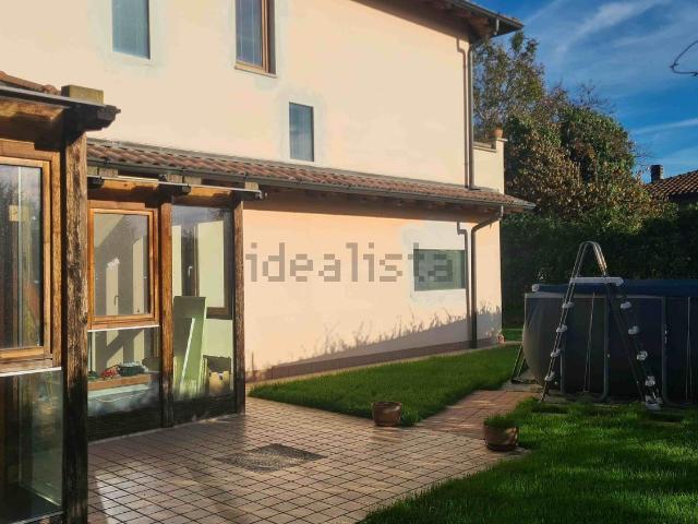 Casa in vendita a Montanaso Lombardo, Lombardia