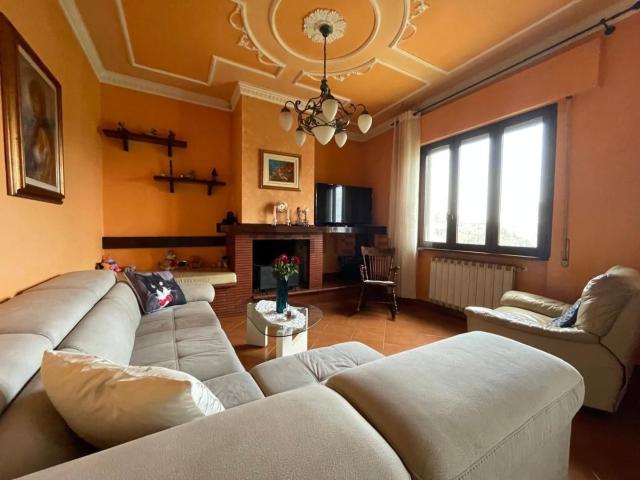 Casa in vendita a Santissima Annunziata, Bagni Di Lucca Ponte