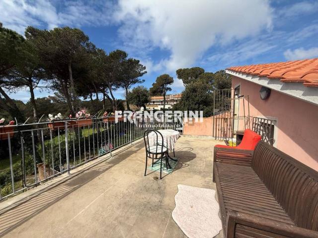 Casa in vendita a Livorno, Toscana