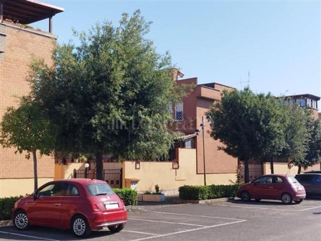 Casa in vendita a Madonnetta, Roma Capitale