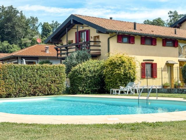 Casa in vendita a Piemonte, Novara