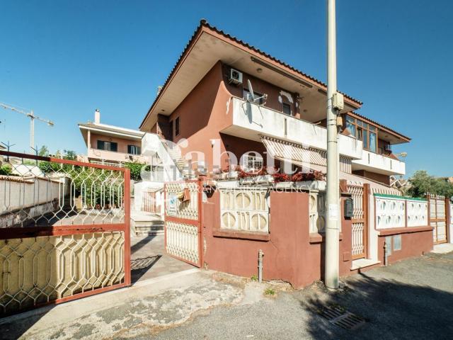 Casa in vendita a Roma Capitale, Lazio