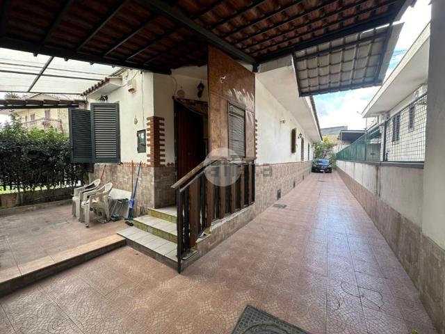 Casa in vendita a Botteghelle, Napola