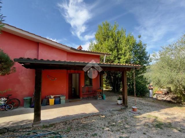 Casa in vendita a Valle Yoro, Castelnuovo di Porto