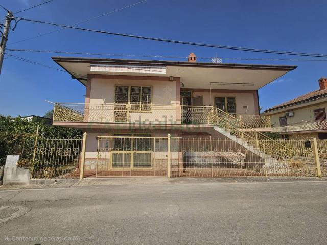 Casa in vendita a Pastorano