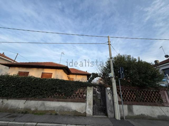 Casa in vendita a Leumann, Piemonte