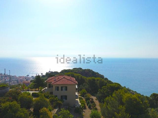 Casa in vendita a Costarainera, Liguria