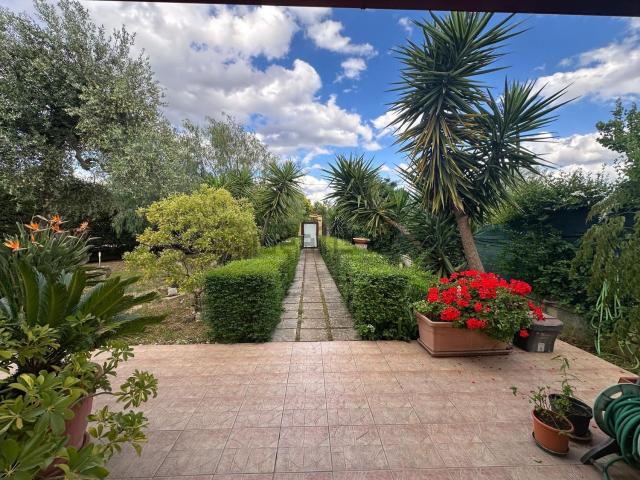 Casa in vendita a Campolieto, Puglia