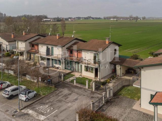 Casa in vendita a Portogruaro, Veneto