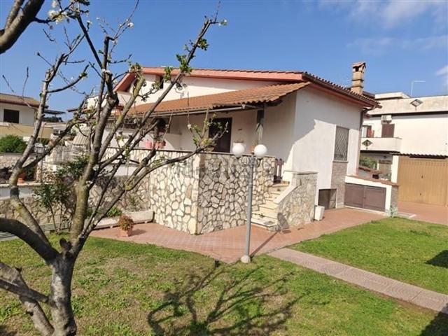 Casa in vendita a Roma Capitale, Lazio