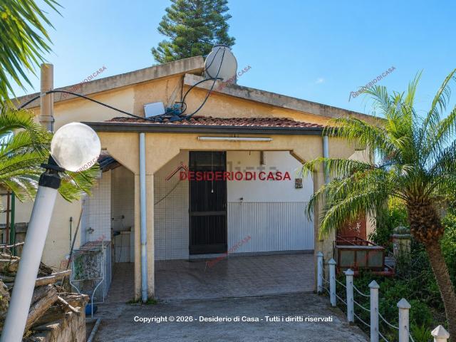 Casa in vendita a Partinico, Sicilia