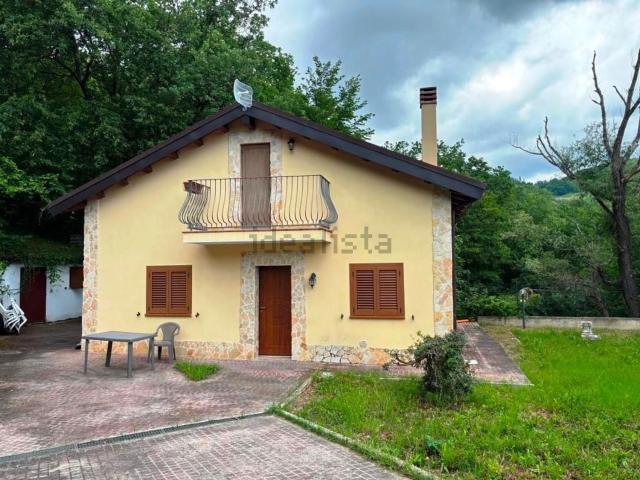 Casa in vendita a Civitella Casanova, Abruzzo