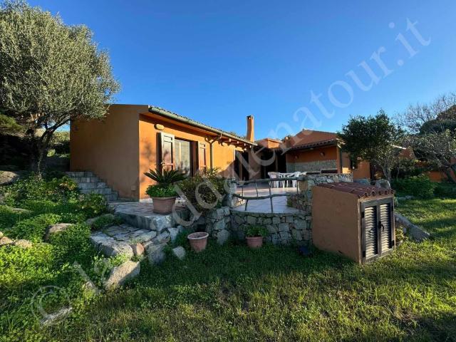 Casa in vendita a Villaggio Piras, La Maddalena