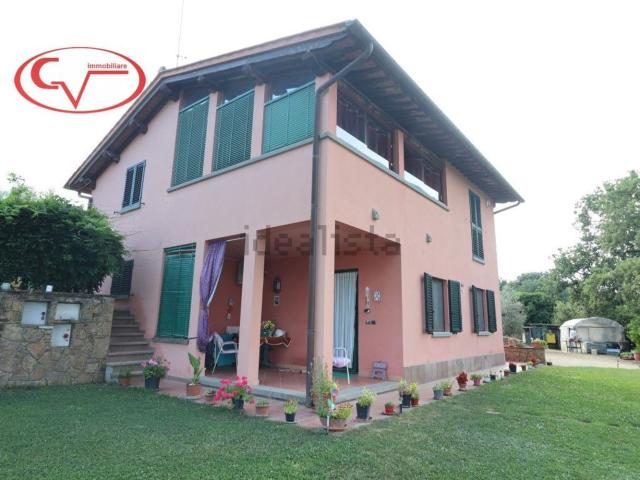 Casa in vendita a Bucine, Toscana