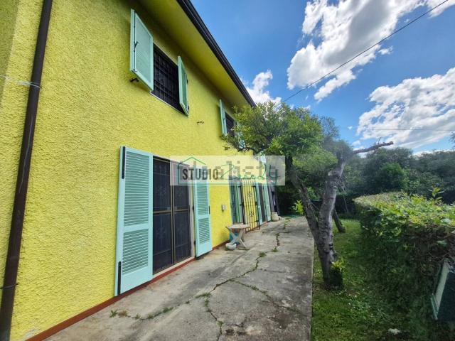 Casa in vendita a Camaiore, Toscana