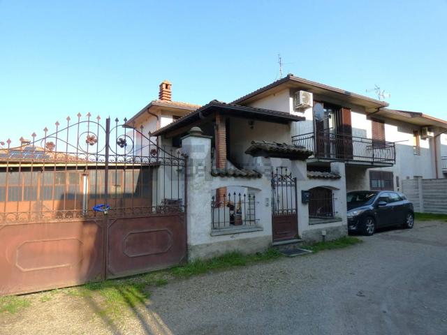 Casa in vendita a Cava Manara, Lombardia