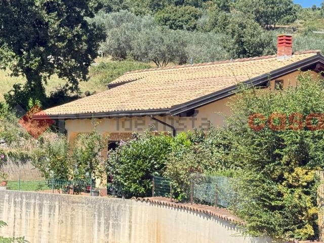 Casa in vendita a Vico nel Lazio, Frosinone