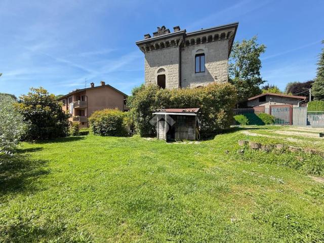 Casa in vendita a Vaccarezza Nuova, Brivio