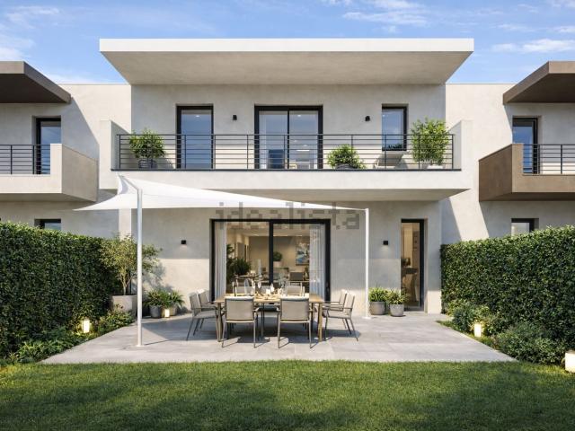 Casa in vendita a Desenzano Del Garda, Lombardia