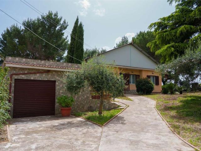 Casa in vendita a Montelepre, Sicilia