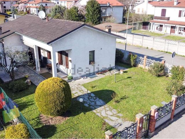 Casa in vendita a Motta Visconti, Milano