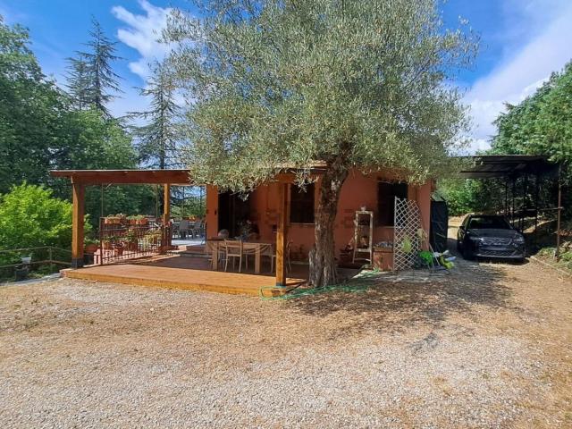 Casa in vendita a Magione, Umbria