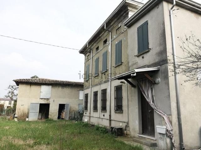 Casa in vendita a Quistello, Lombardia