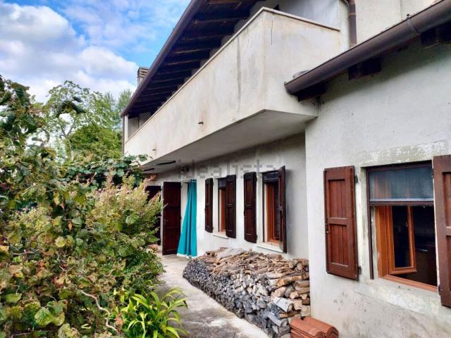 Casa in vendita a Castelnovo Del Friuli, Friuli-Venezia Giulia