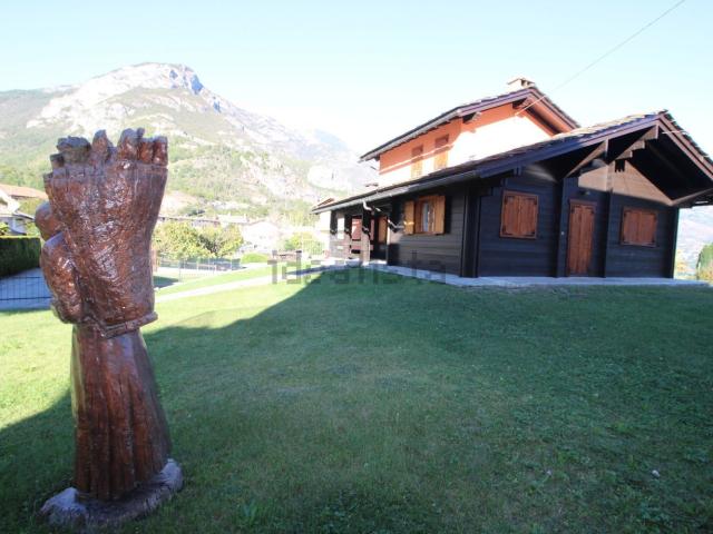 Casa in vendita a Conoz, Châtillon