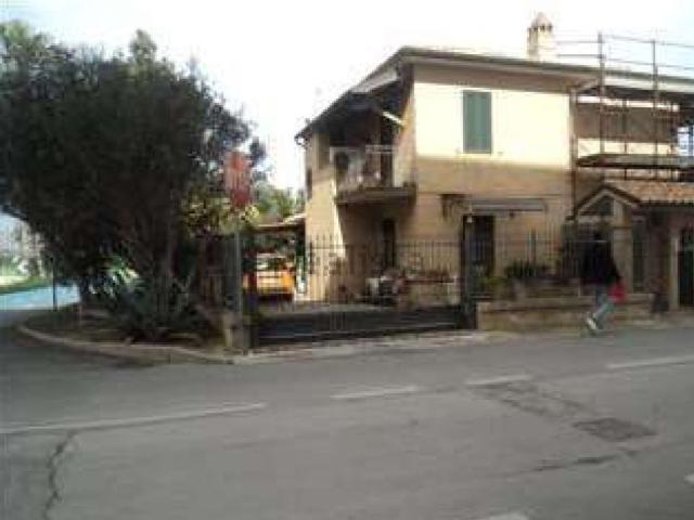 Casa in vendita a Casabianca, Marche