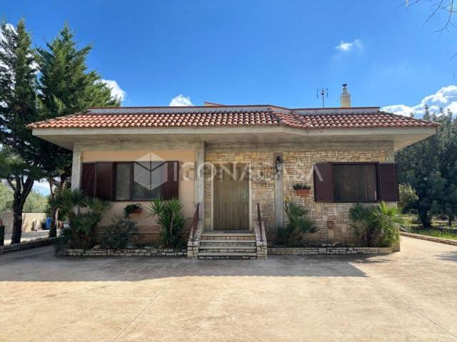 Casa in vendita a Puglia, Barletta-andria-trani