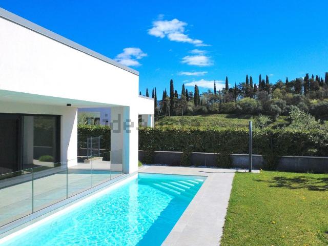 Casa in vendita a Costermano, Veneto
