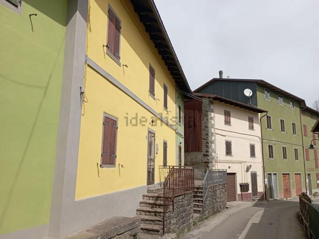 Casa in vendita a Unione dei comuni del Frignano, Pievepelago